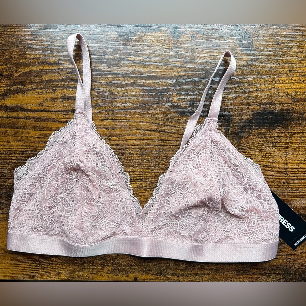 NWT Express Lace Bralette (size XS)